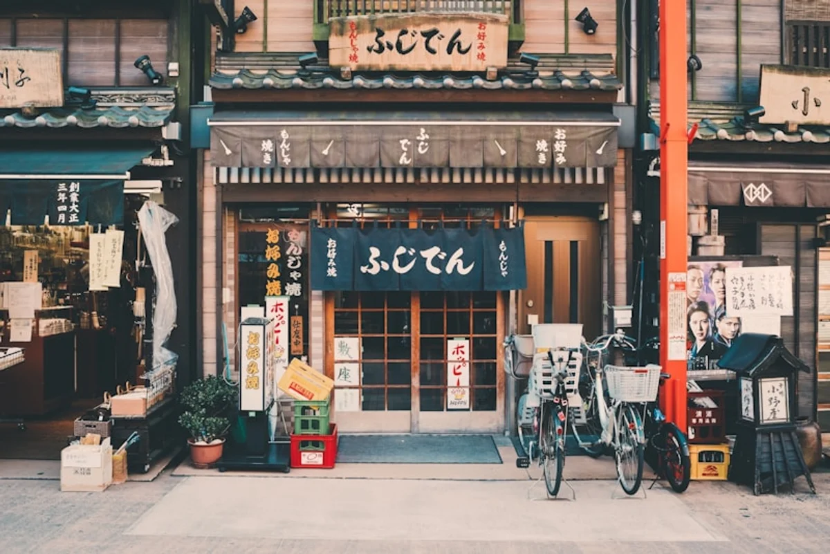 The Content Mistakes Western Brands Make in Asia (and Vice Versa)